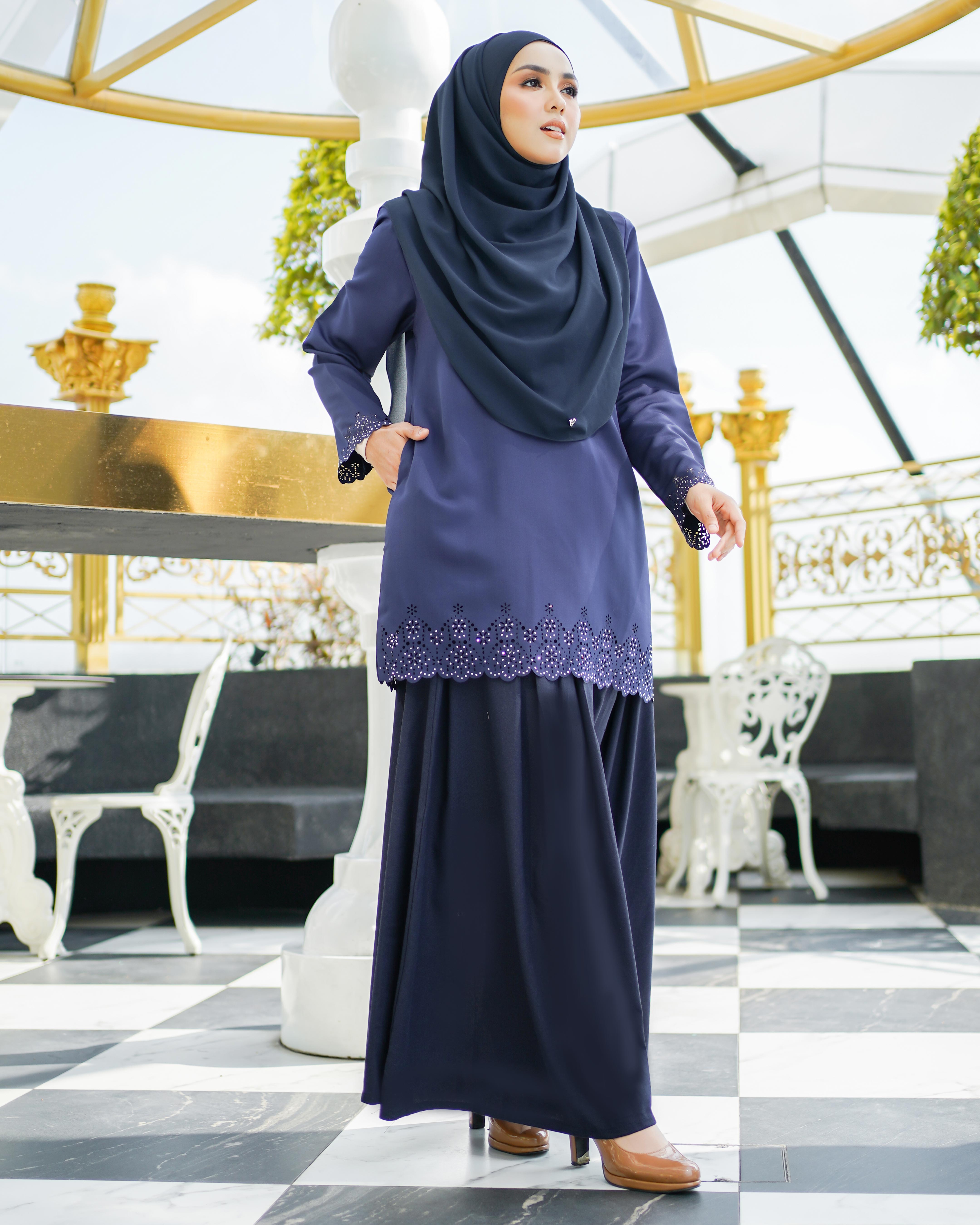 Baju Lasercut Allena - Navy Blue