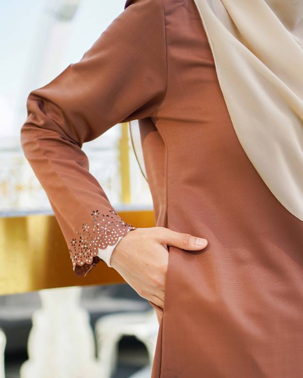 Baju Lasercut Allena - Wood Brown