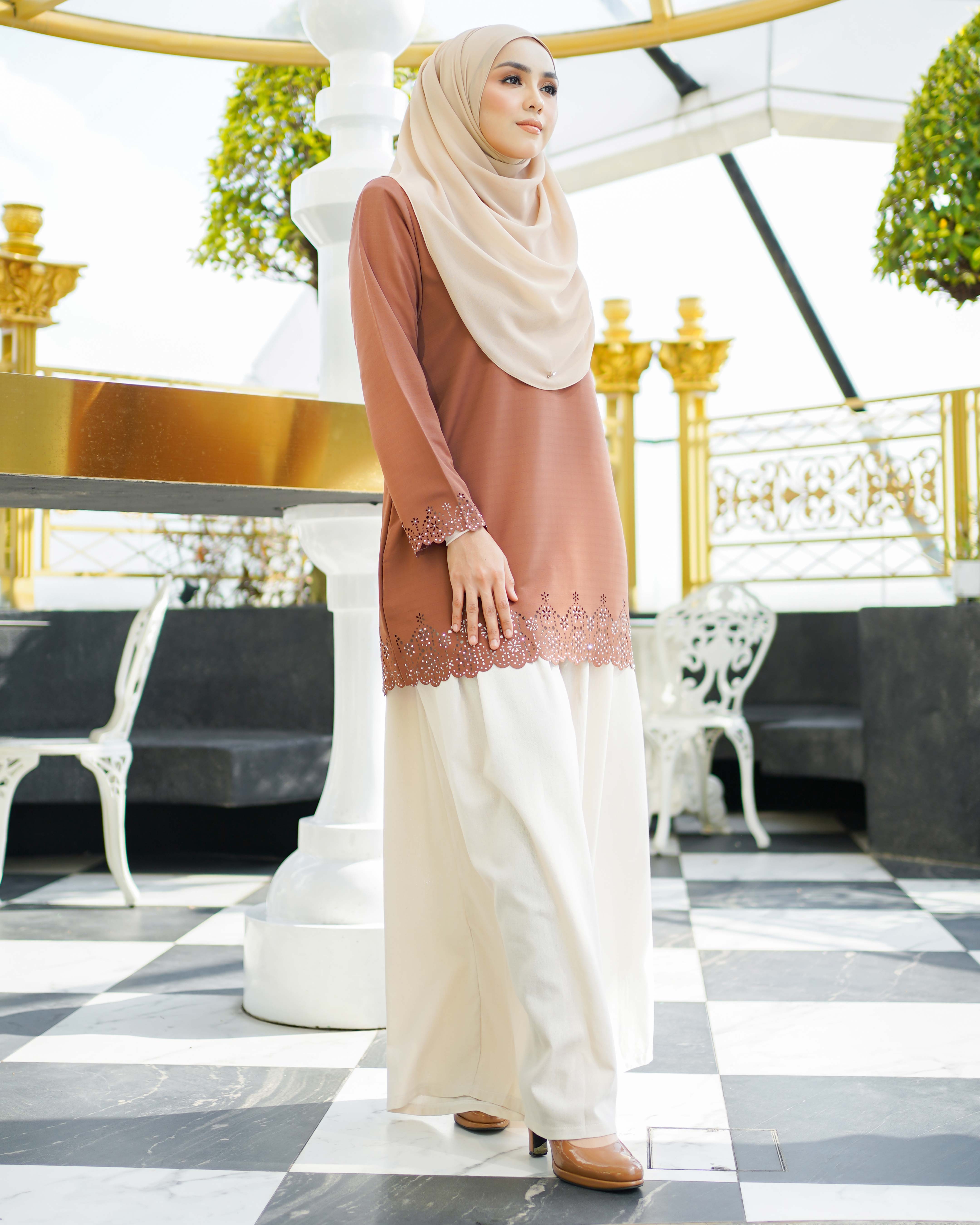 Baju Lasercut Allena - Wood Brown