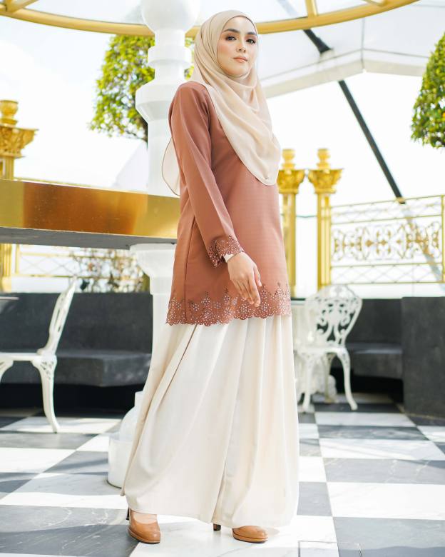 Baju Lasercut Allena - Wood Brown
