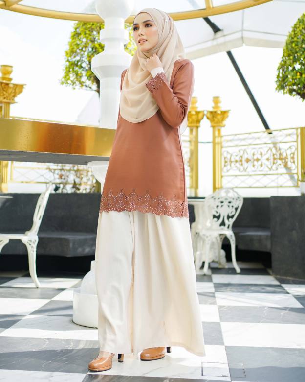 Baju Lasercut Allena - Wood Brown