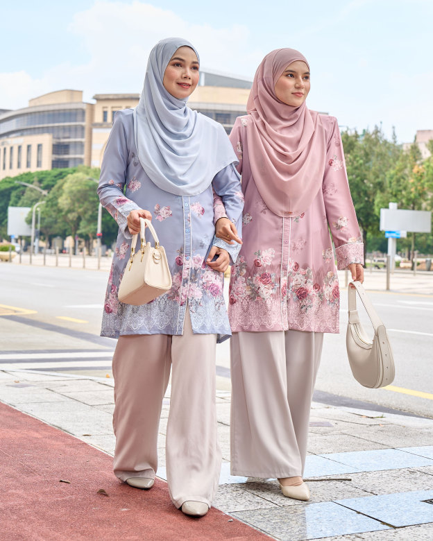 Blouse Alma Rosalie Series