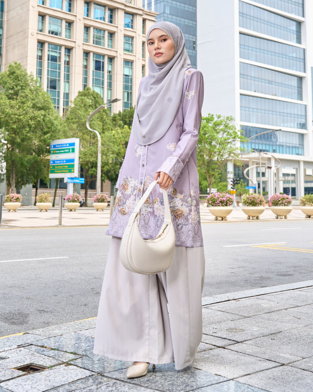 Blouse Alma Rosalie Series