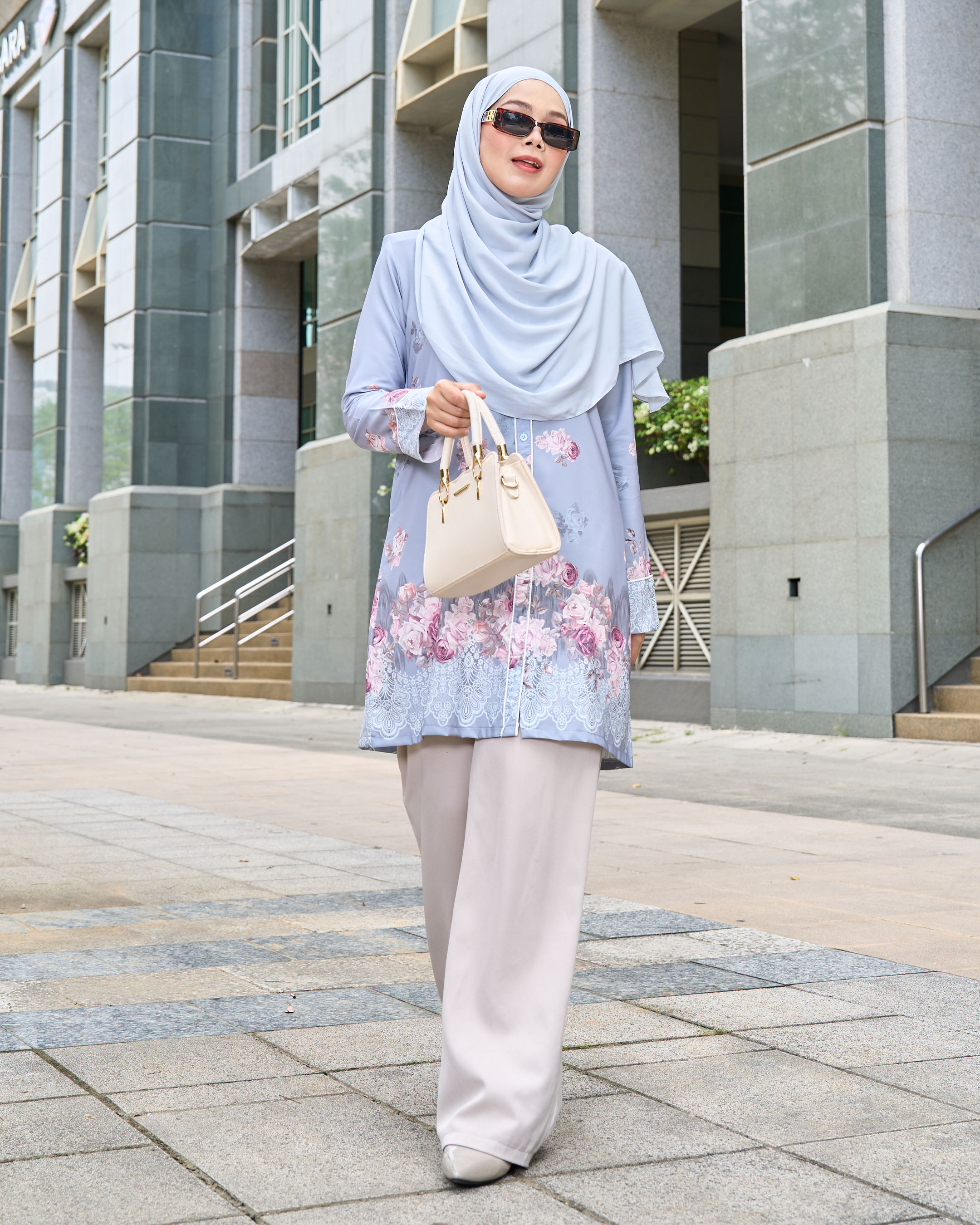 Blouse Alma Rosalie Series