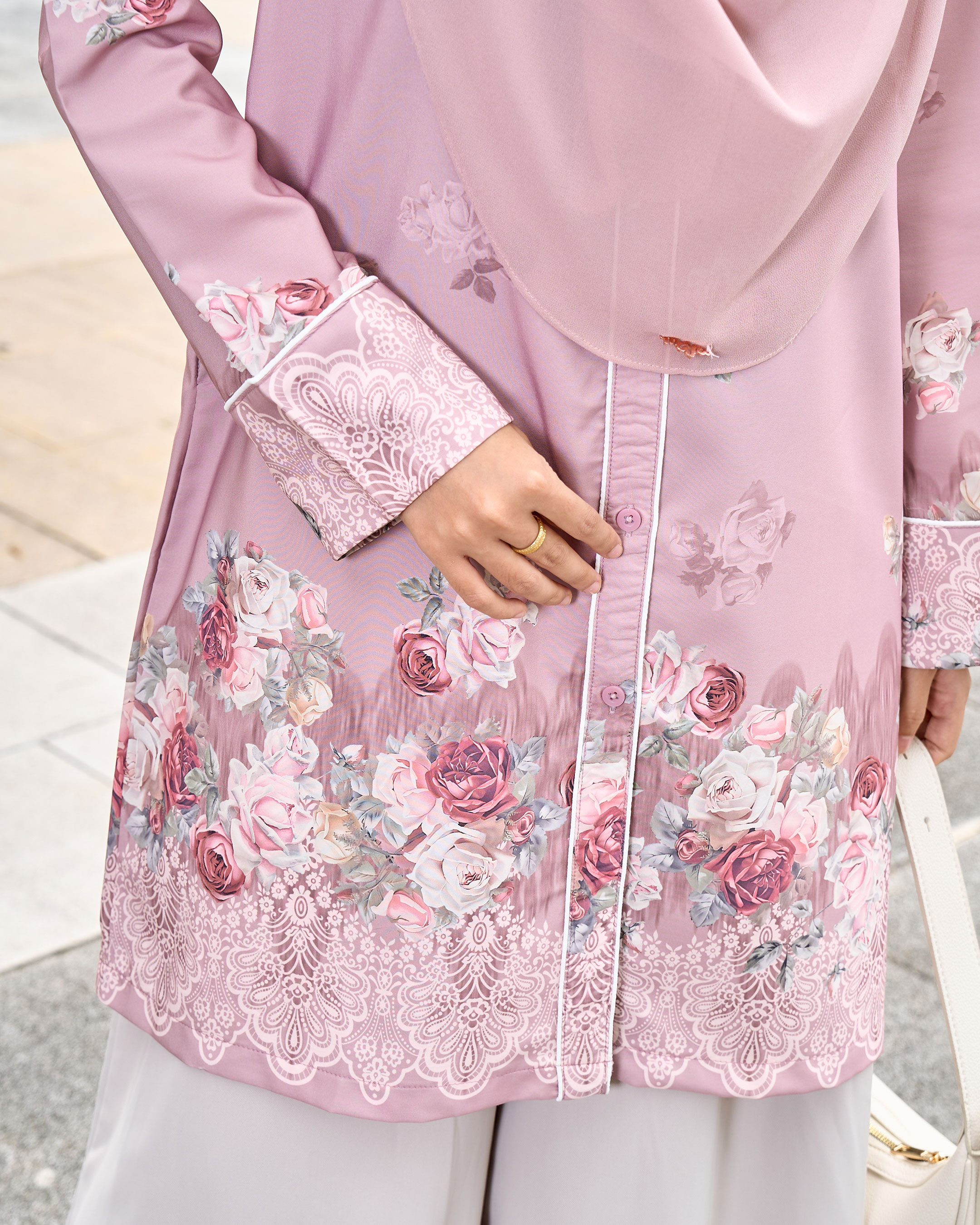 Blouse Alma Rosalie Series