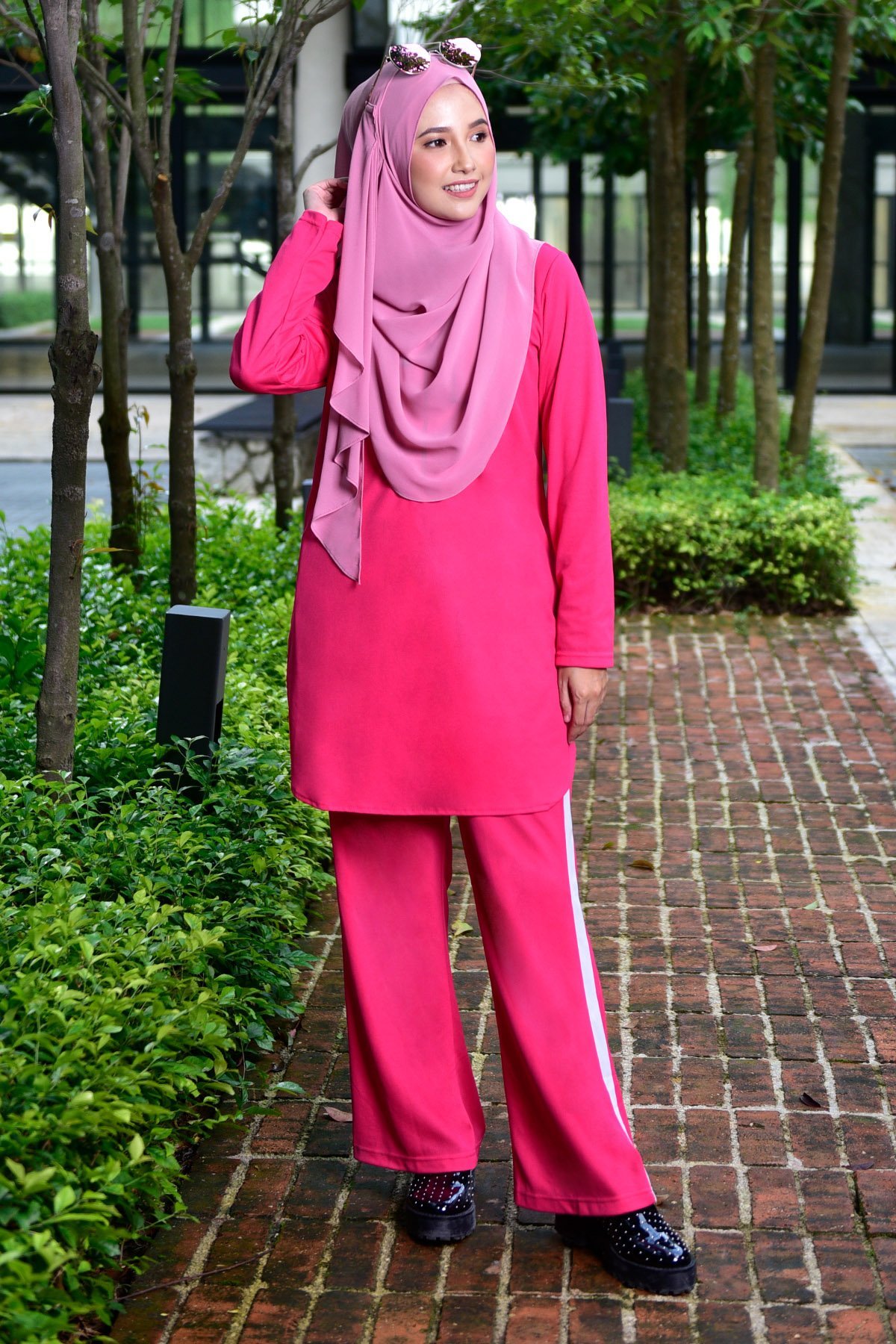 Blouse Atiya Hoodie - Shock Pink