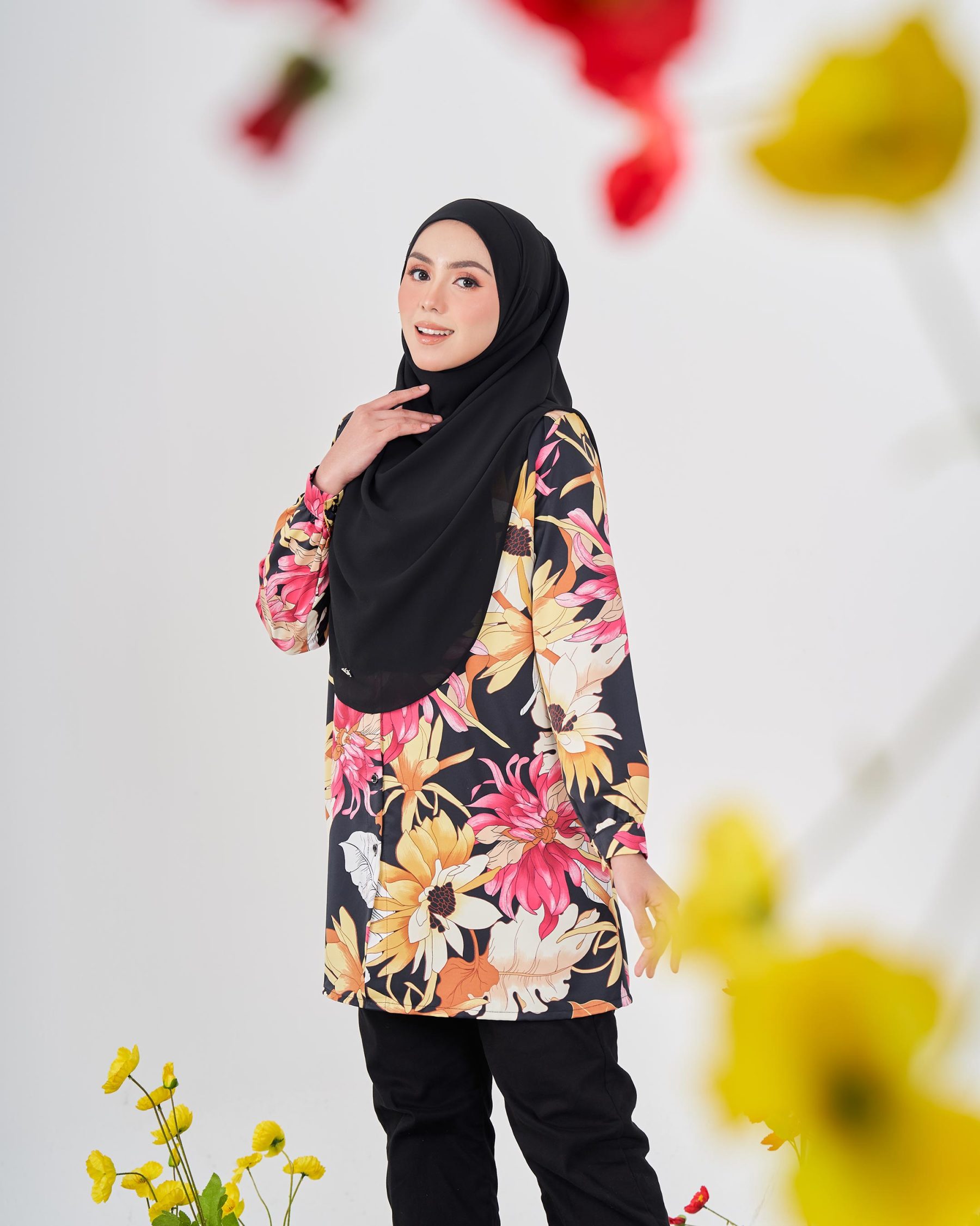 Blouse Button Down Primrose - Daphne Black