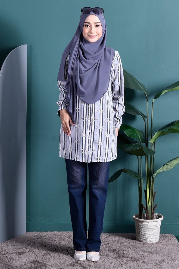 Blouse Chantel - Periwinkle Blue