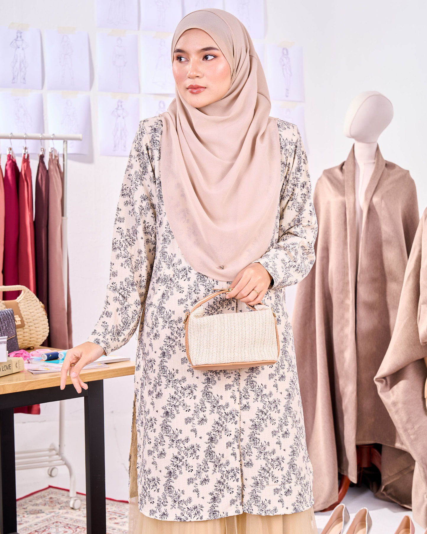 Blouse Darisa Peony Series