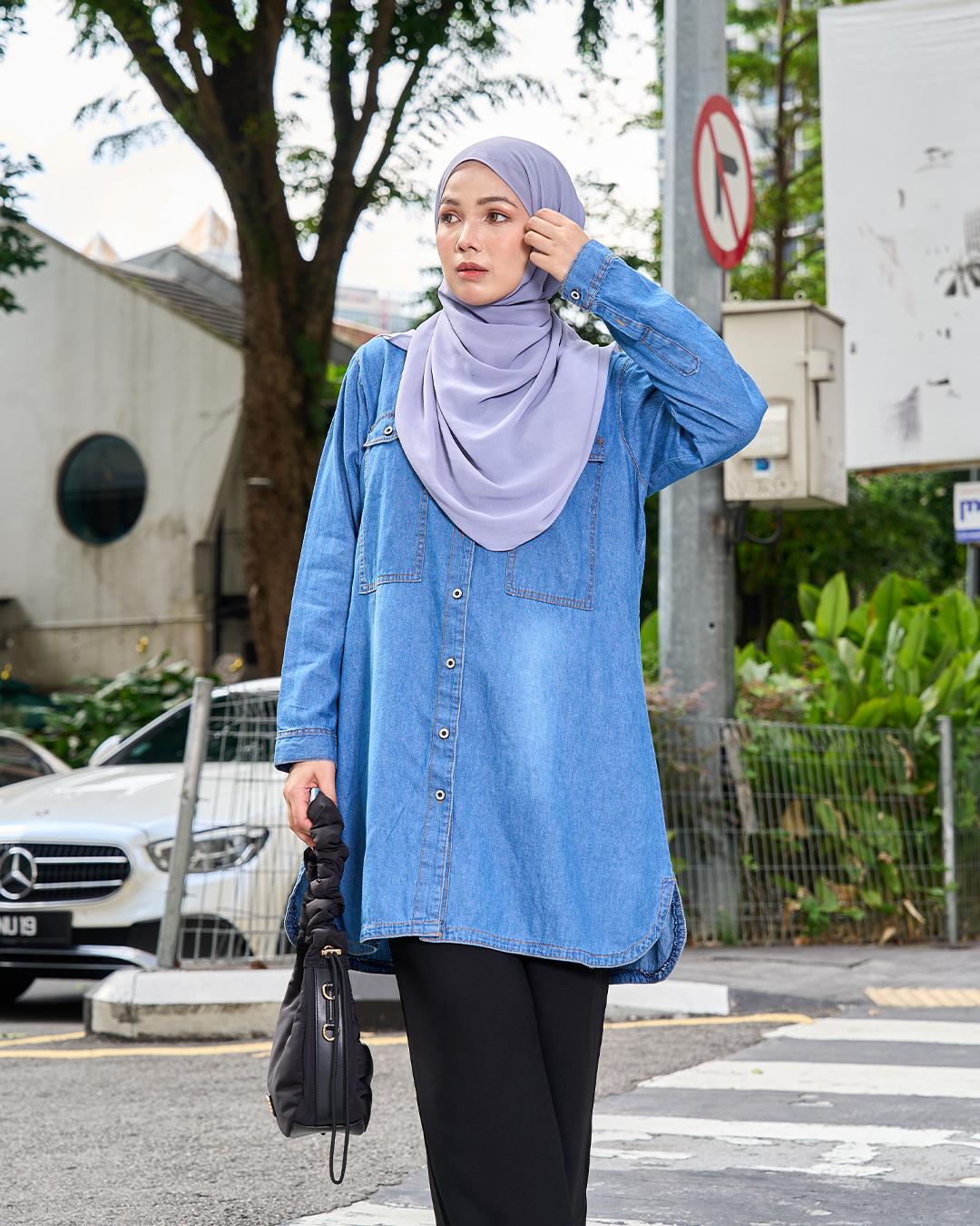Blouse Denim Jeans Aralyn