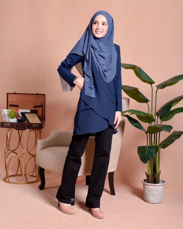 Blouse Lace Hanaa - Inky Blue