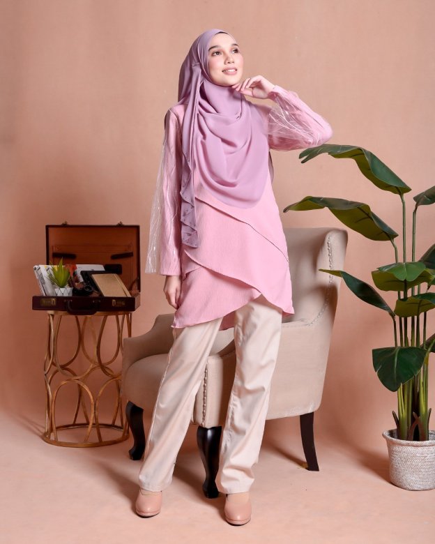 Blouse Lace Hanaa - Ultra Pink