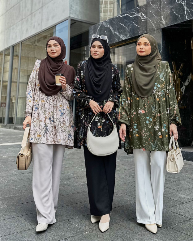Blouse Lisa Floral Series