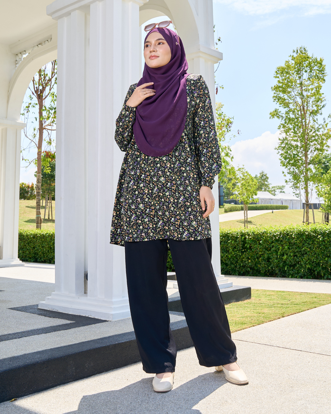 Blouse Lisa Suri - Suri Series