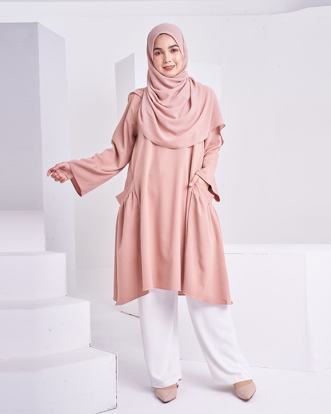 Blouse Lola Laluna X MCC - Nude Brown – MCC Lifestyle