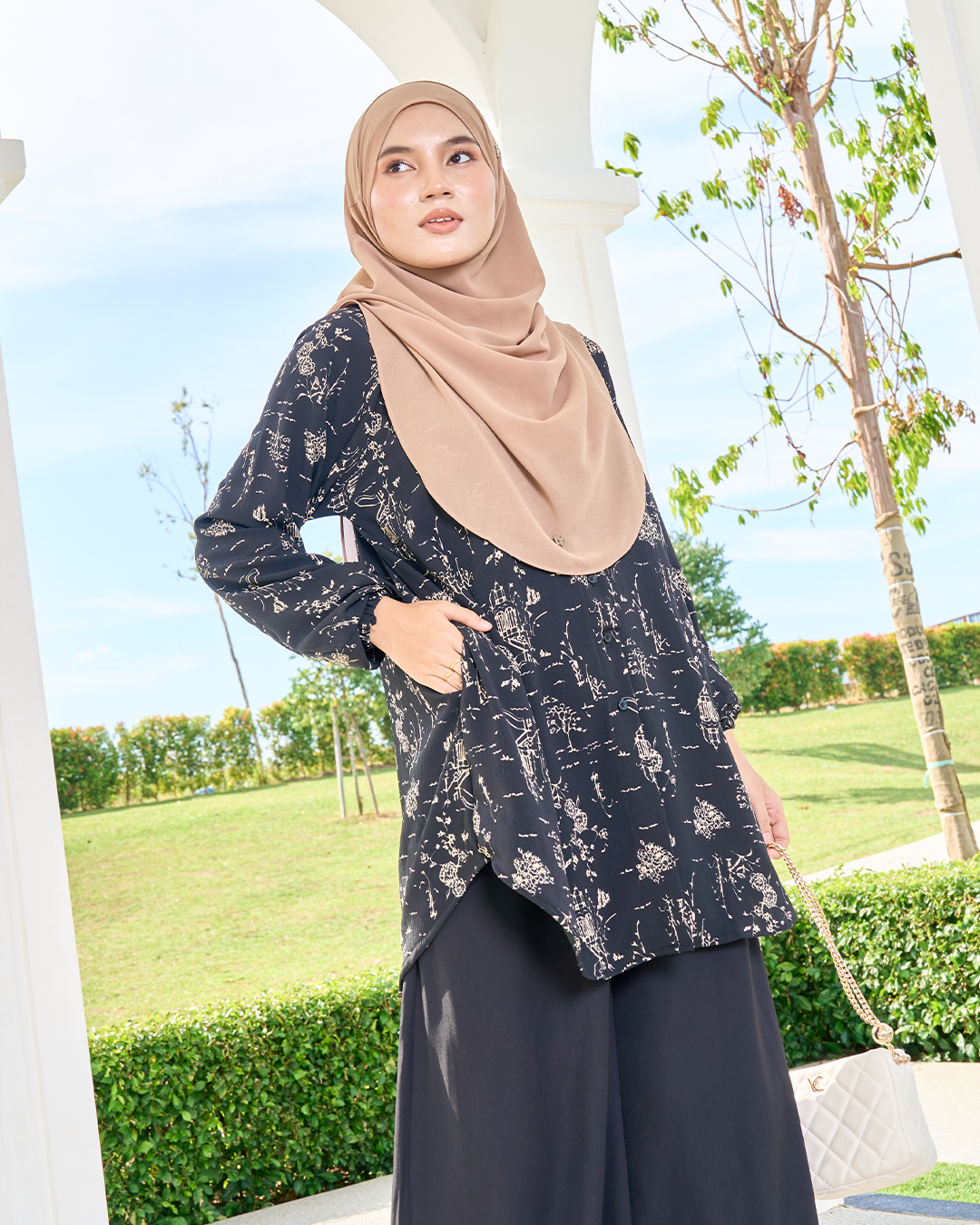 Blouse Lucy - Casandra Series