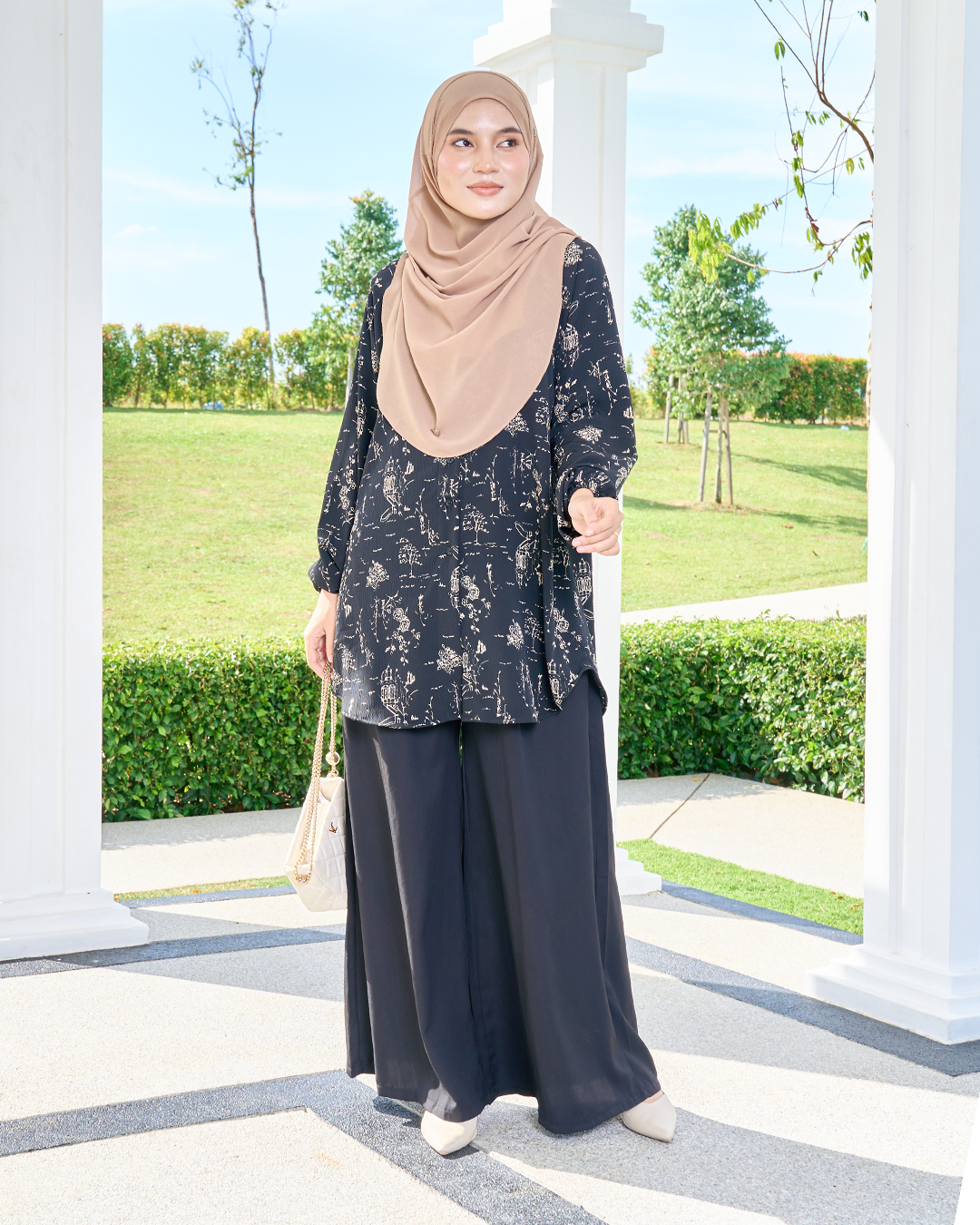 Blouse Lucy - Casandra Series