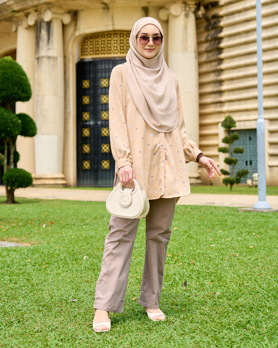 Blouse Nafa - Vintage Oriana Polka Peony Series