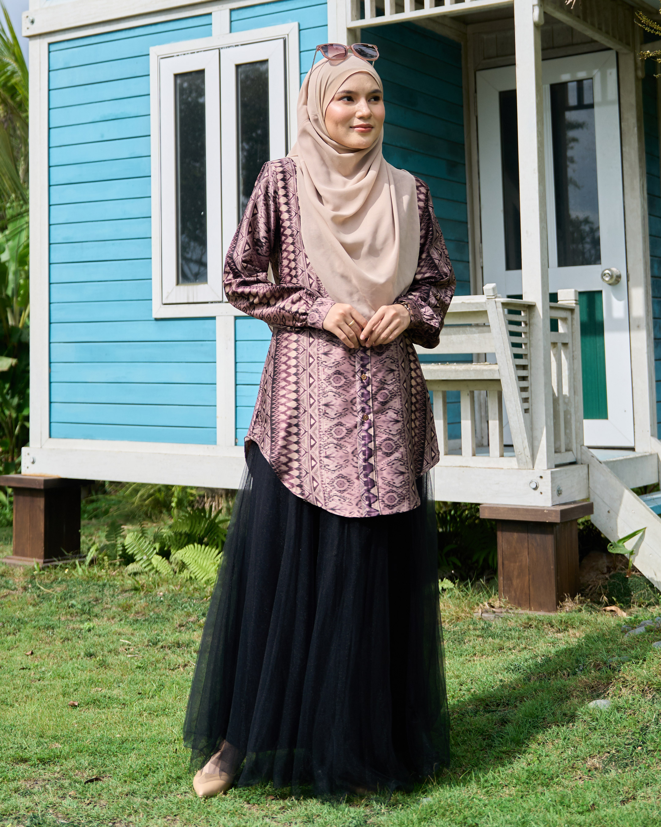 Blouse Nafa - Vintage Oriana Polka Peony Series