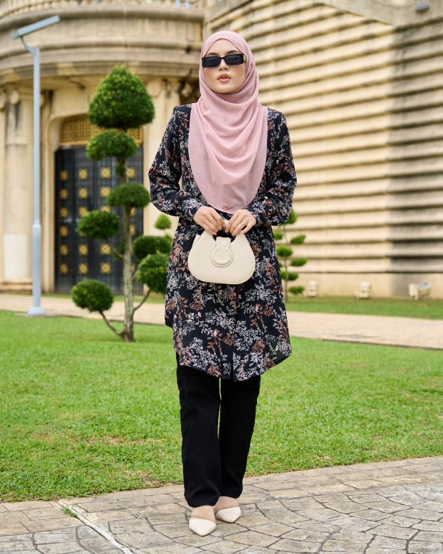Blouse Naza – Evelyn Black