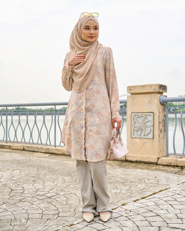Blouse Naza – Evelyn Nude