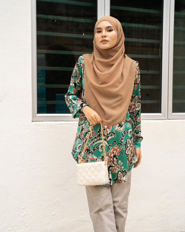 Blouse Nazifa - Luna Green