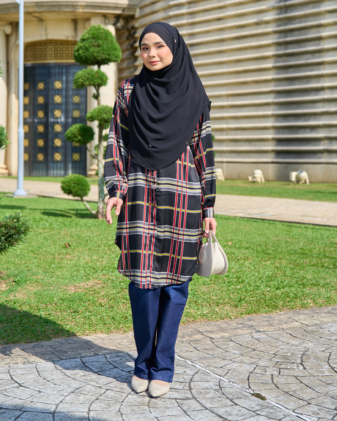 Blouse Nazuha - Ema Emily Series