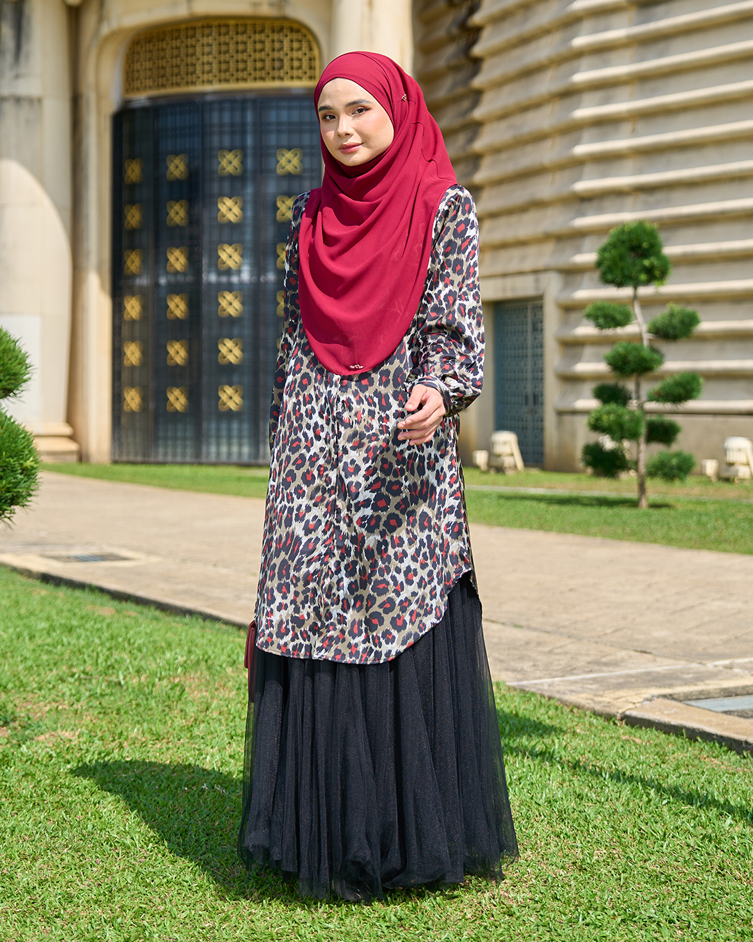 Blouse Nazuha - Ema Emily Series