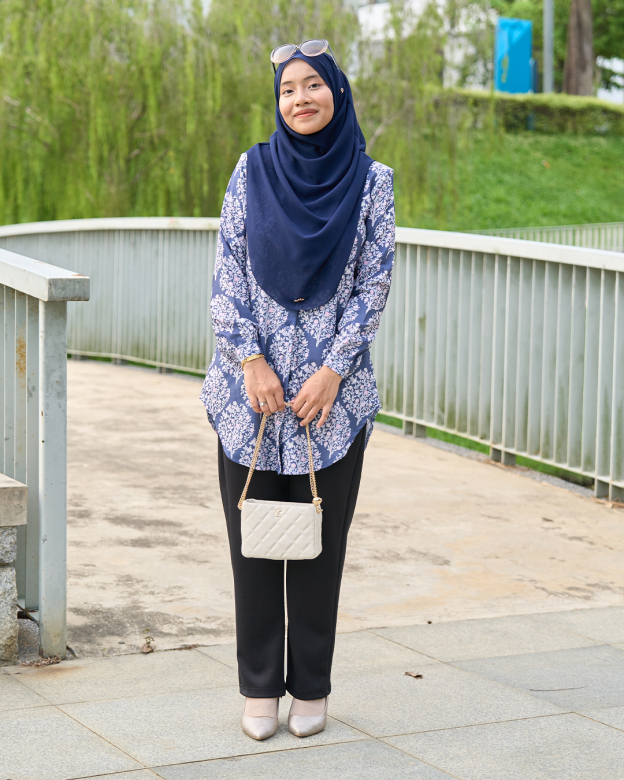 Blouse Nazifa - Midnight Blue