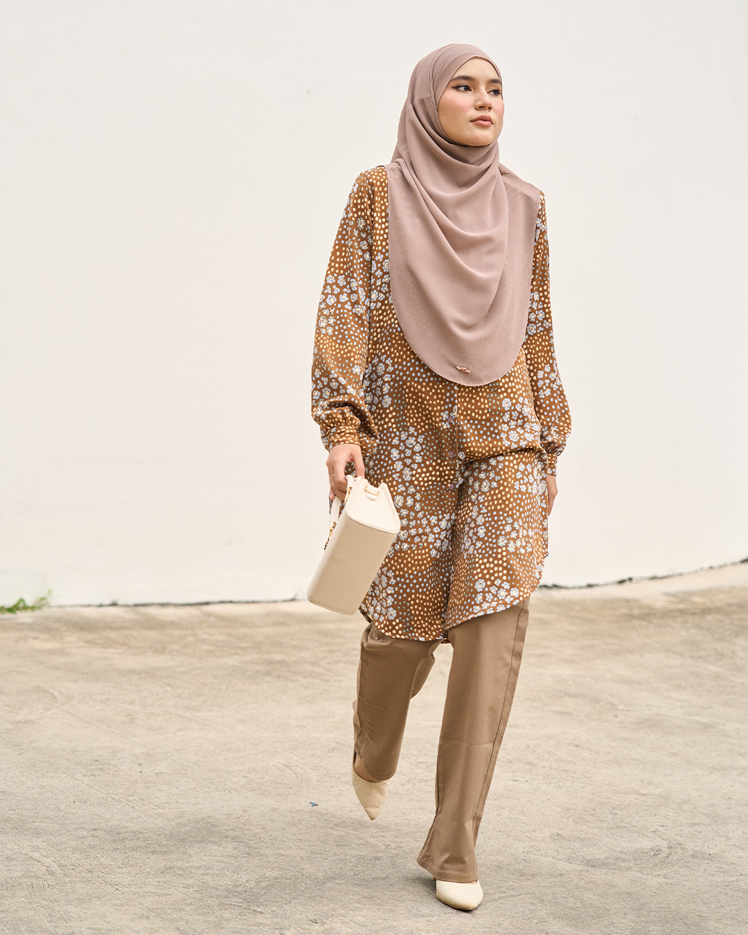 Blouse Nazuha - Brown Begonia