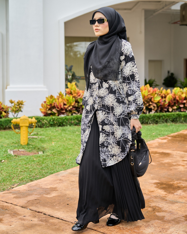 Blouse Nazuha - Black Monarda