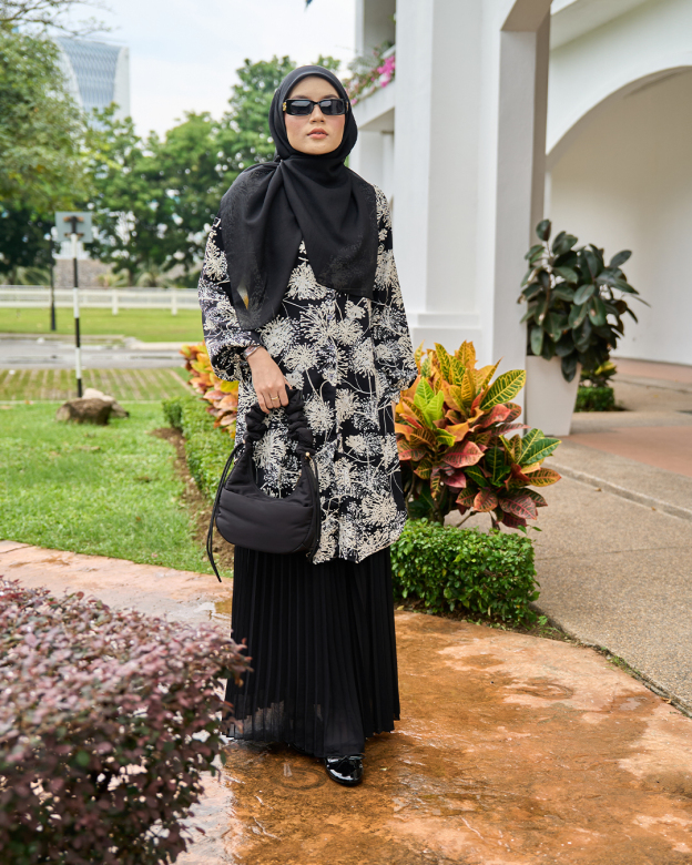 Blouse Nazuha - Black Monarda