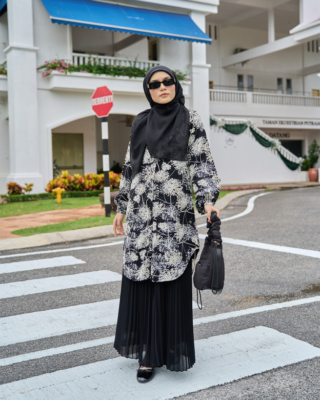 Blouse Nazuha - Black Monarda