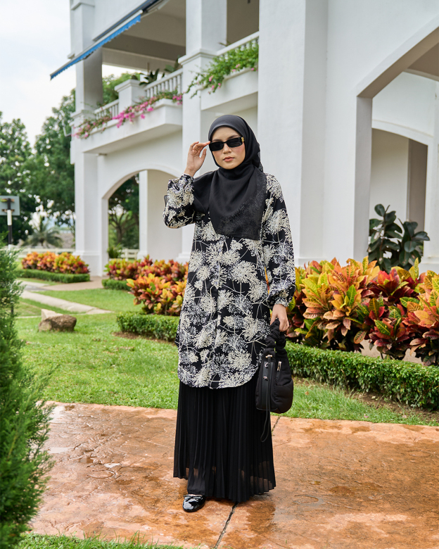 Blouse Nazuha - Black Monarda