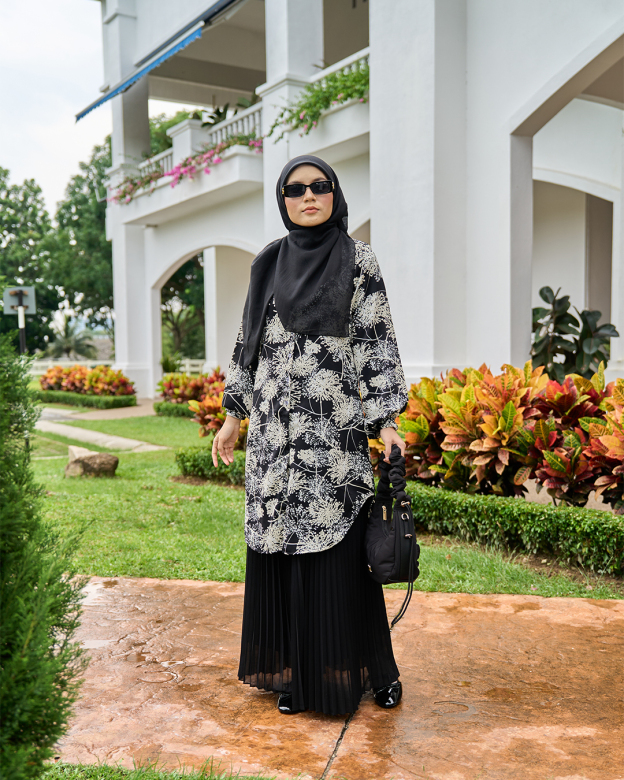 Blouse Nazuha - Black Monarda