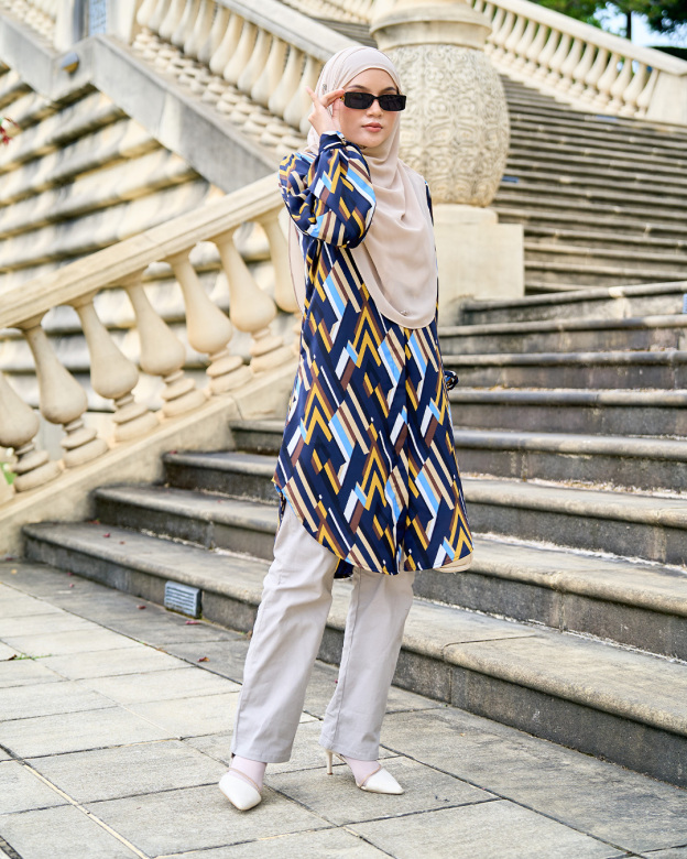 Blouse Nazuha - Ezra Blue