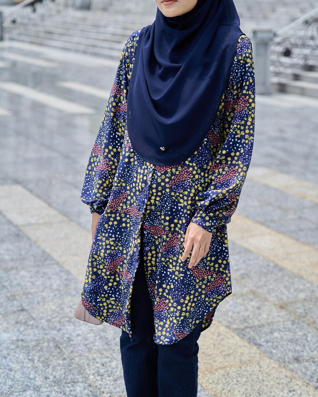 Blouse Nazuha - Navy Columbine