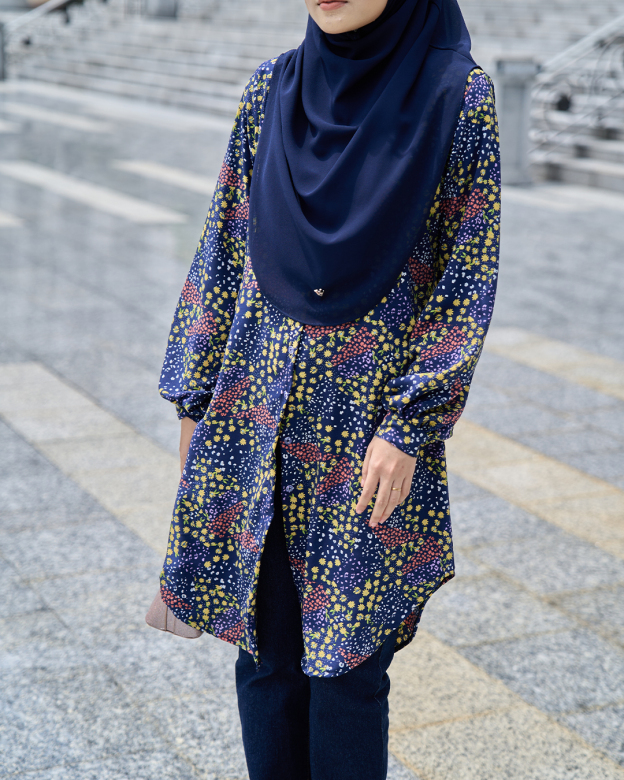 Blouse Nazuha - Navy Columbine