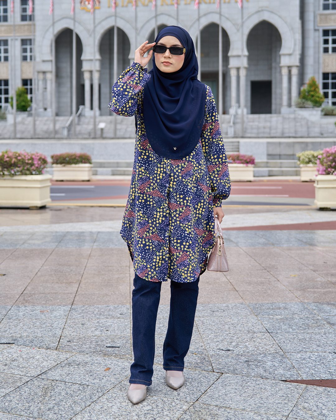 Blouse Nazuha - Navy Columbine