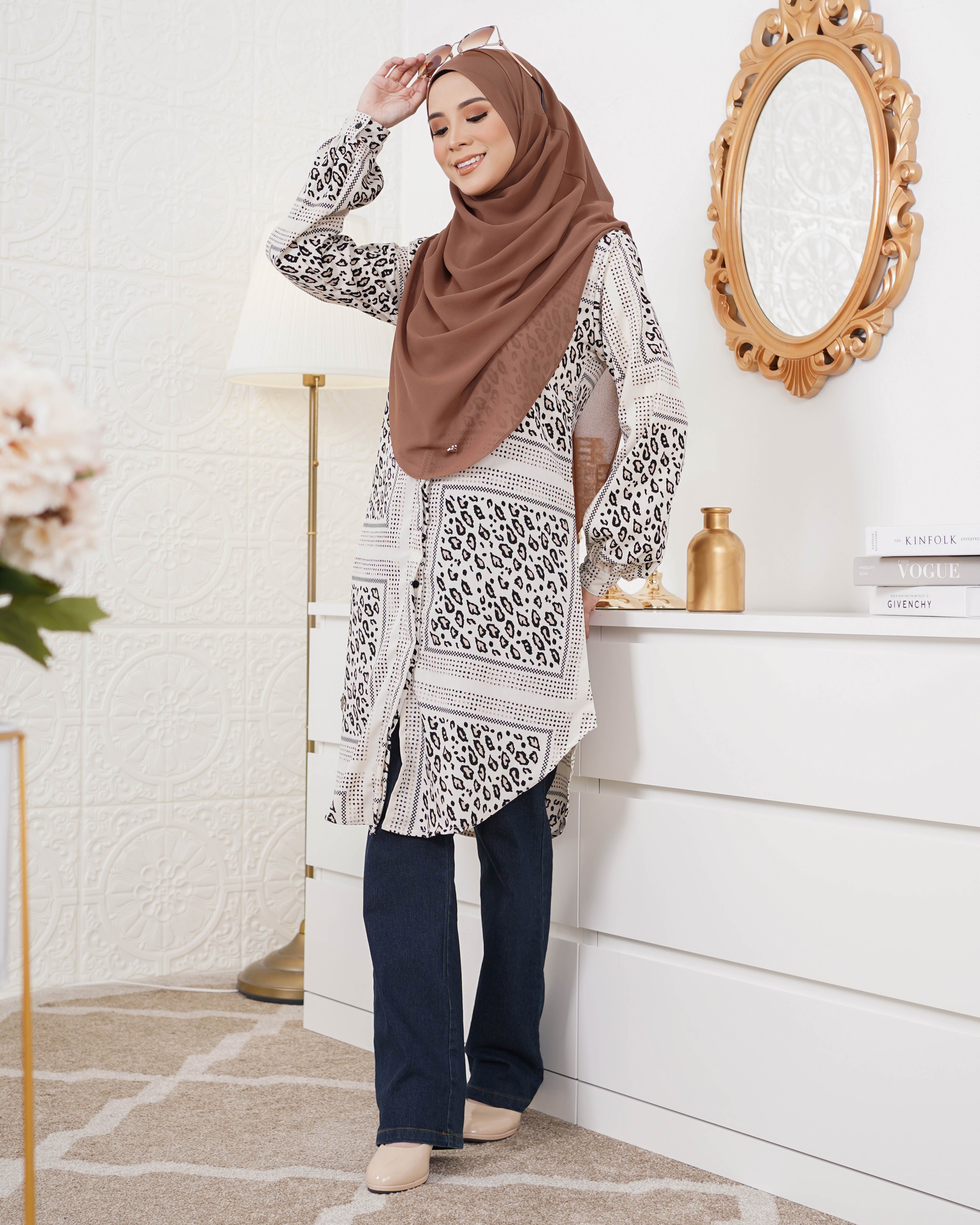Blouse Nazuha - Snow Leopard