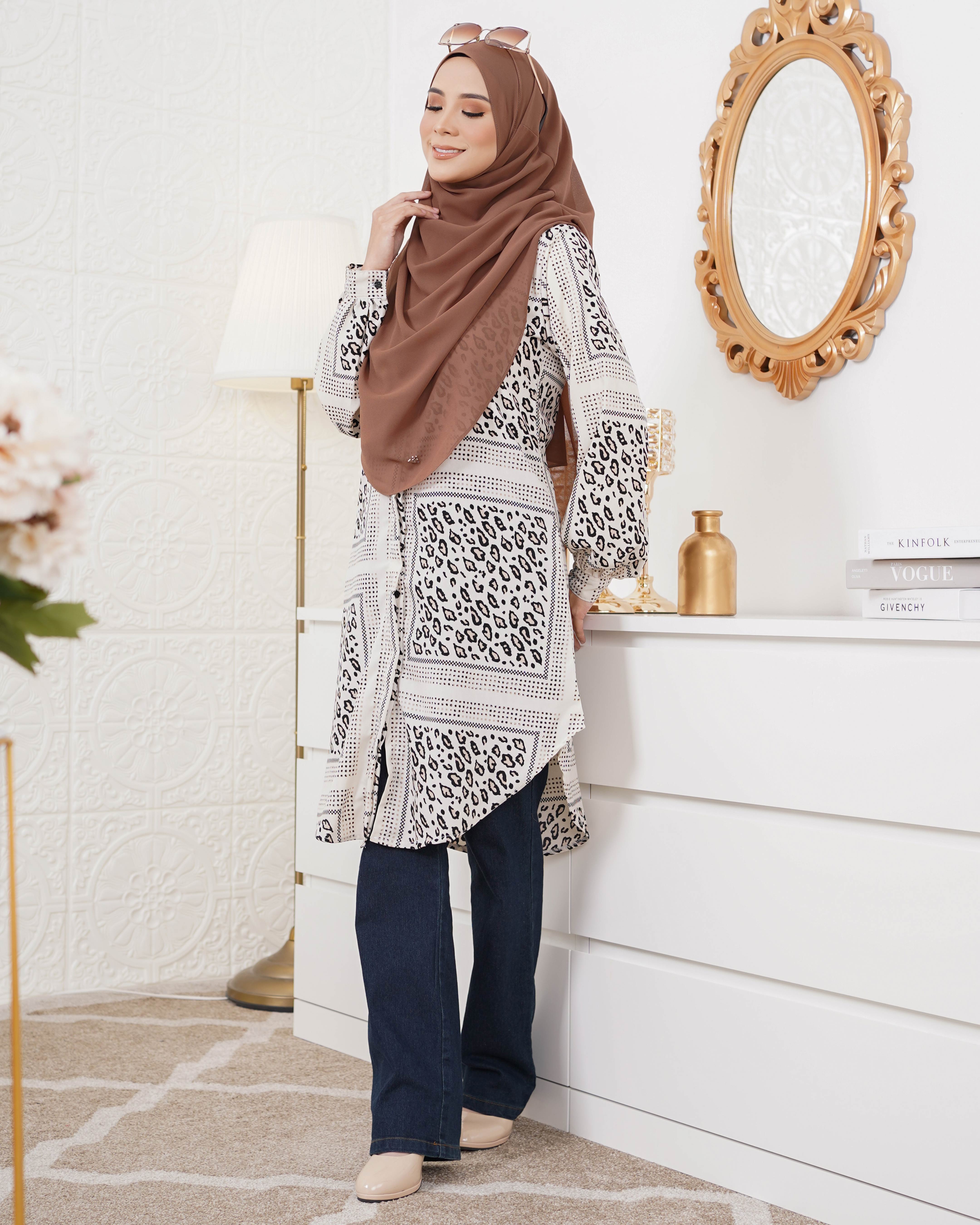 Blouse Nazuha - Snow Leopard