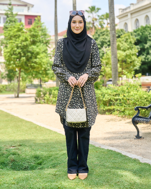 Blouse Nazuha – Sunny Black
