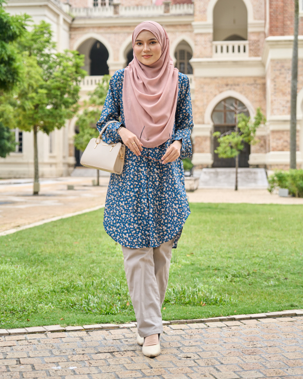 Blouse Nazuha – Sunny Saphire