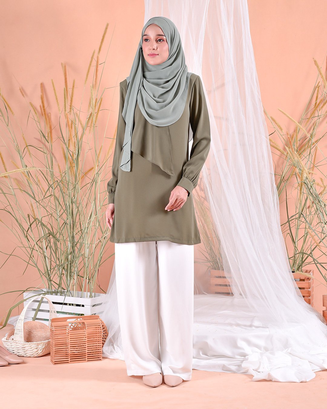 Blouse Ruffle Naomi - Moss Green