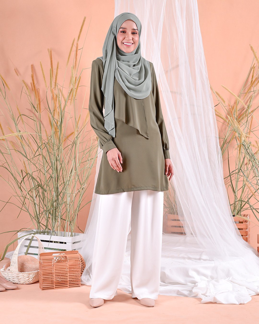 Blouse Ruffle Naomi - Moss Green