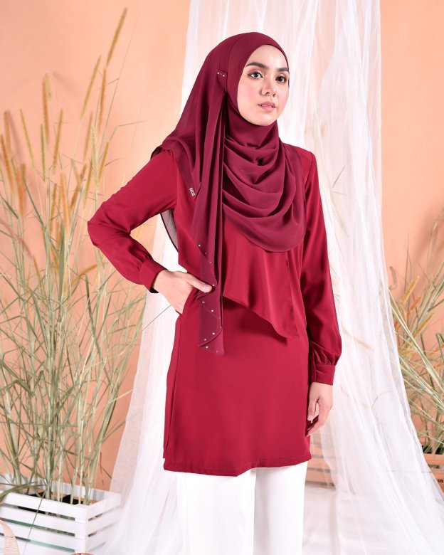 Blouse Ruffle Naomi - Ruby Red