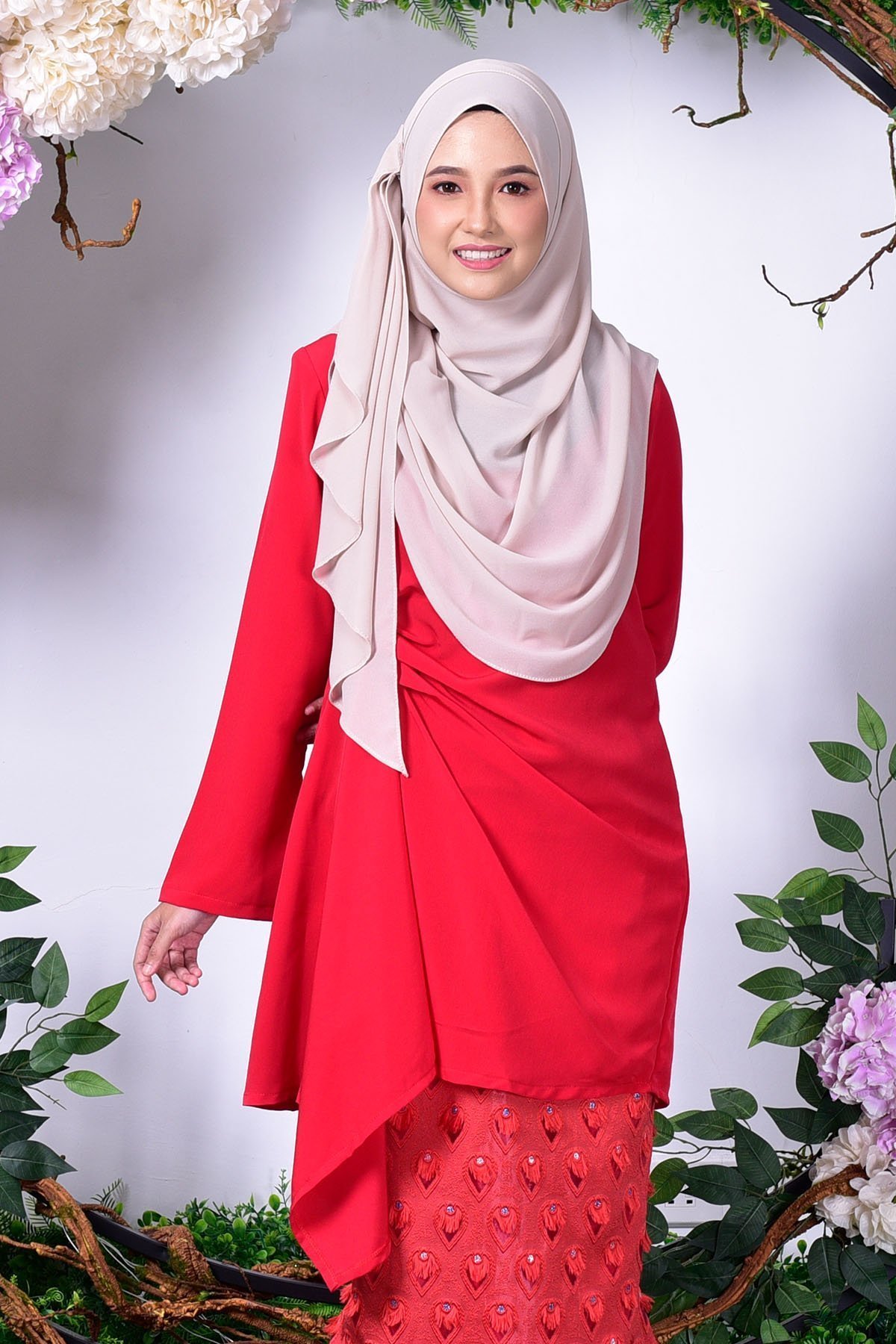 Baju Kurung Erine Waterfall - Scarlet Red