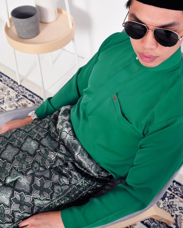 Baju Melayu Yusuf Slim Fit – Emerald Green