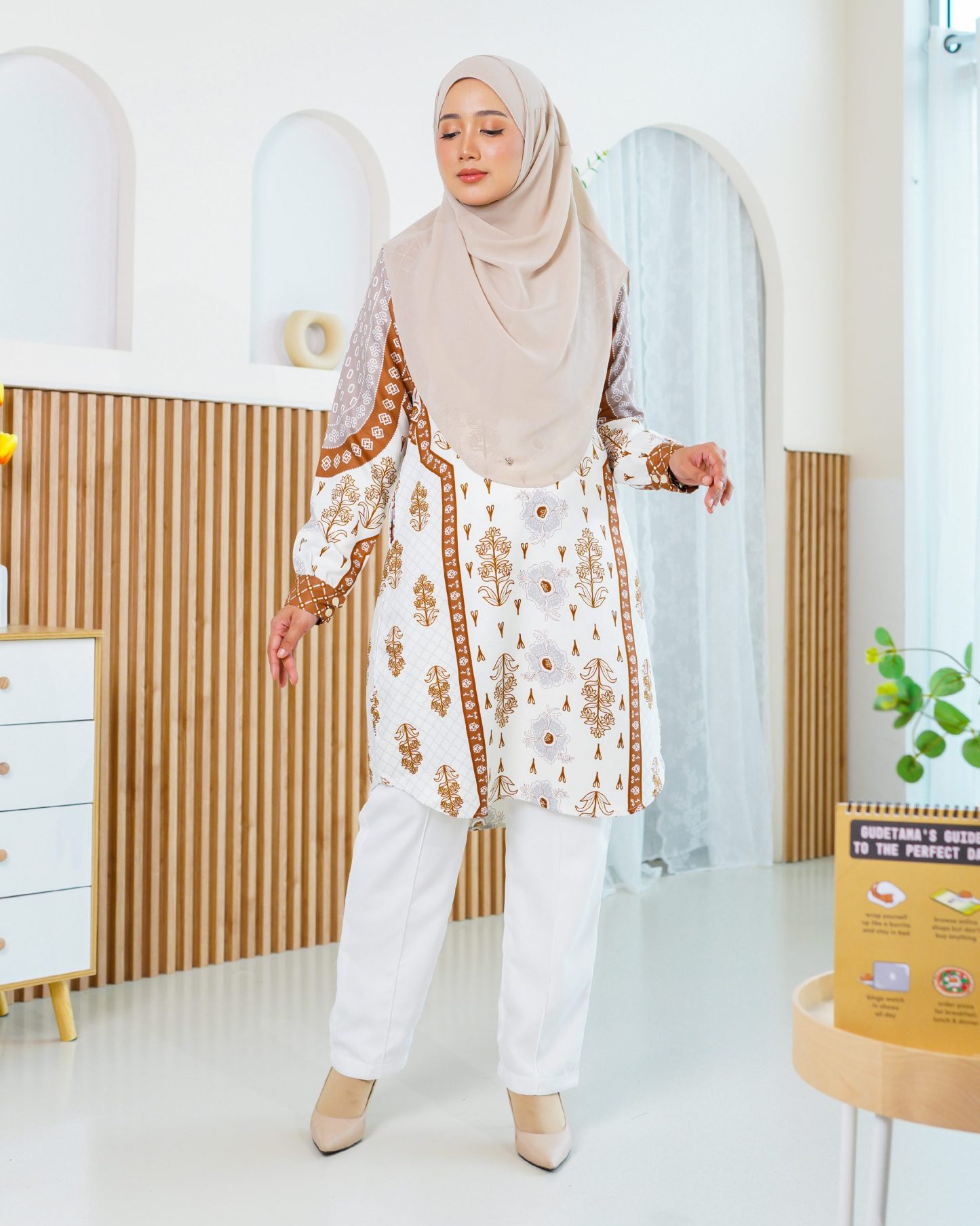 Blouse Iryani - Cinnamon Snow