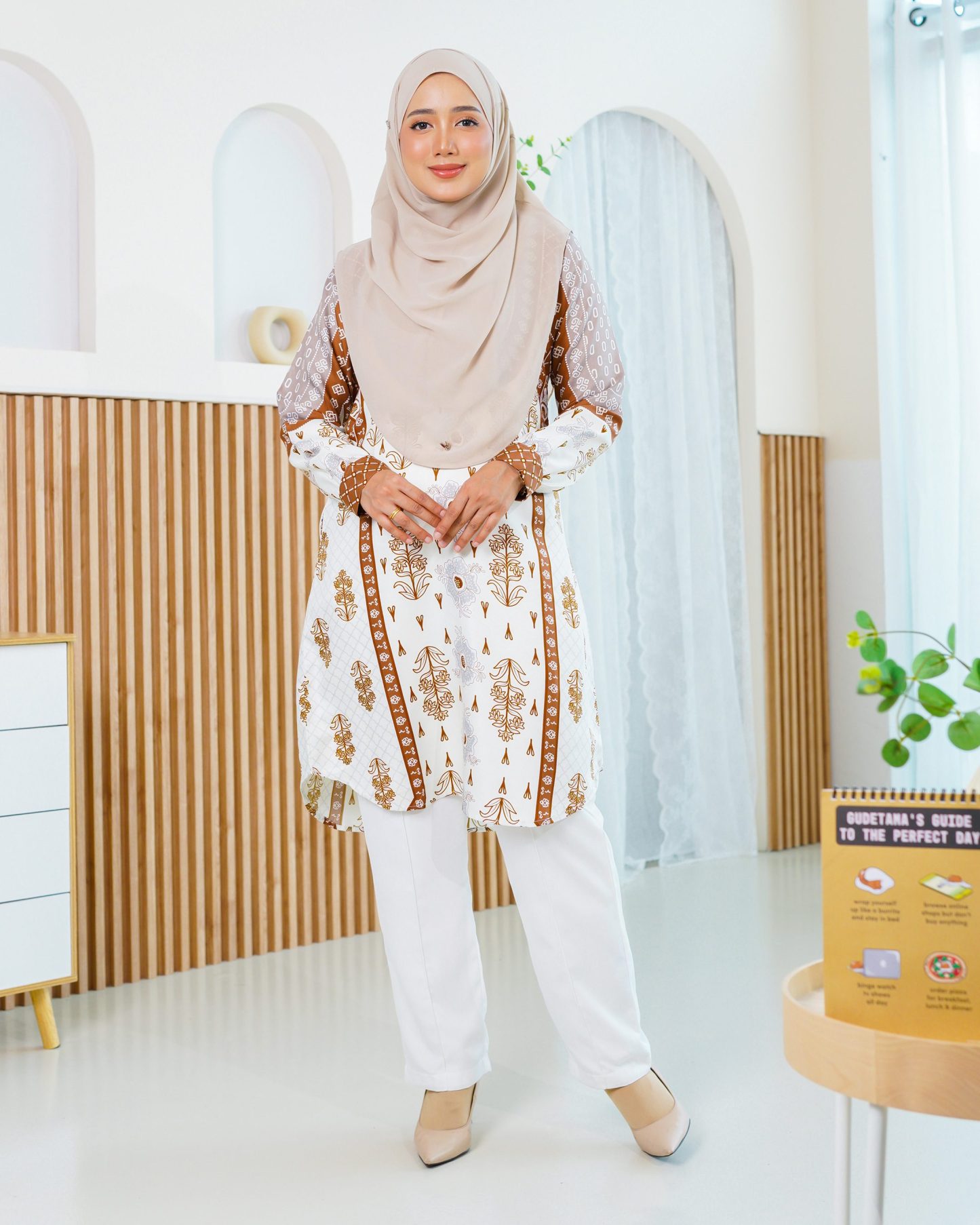 Blouse Iryani - Cinnamon Snow